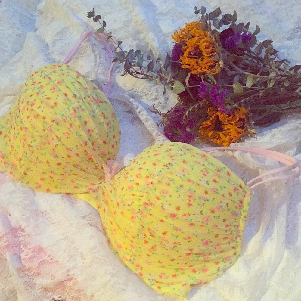 Victoria secret bra